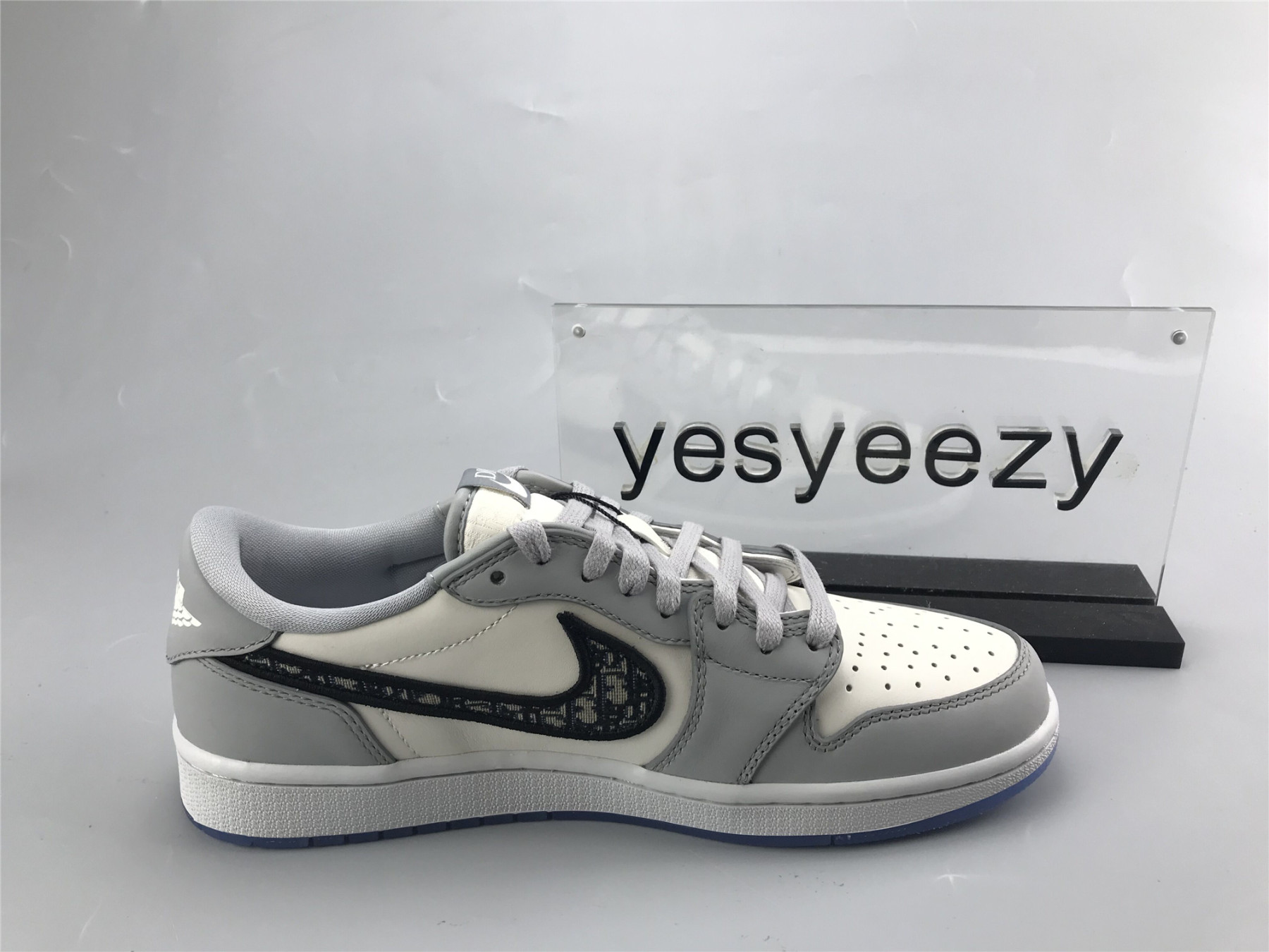 UPDATED TOP UA AIR JORDAN 1 RETRO LOW X DR