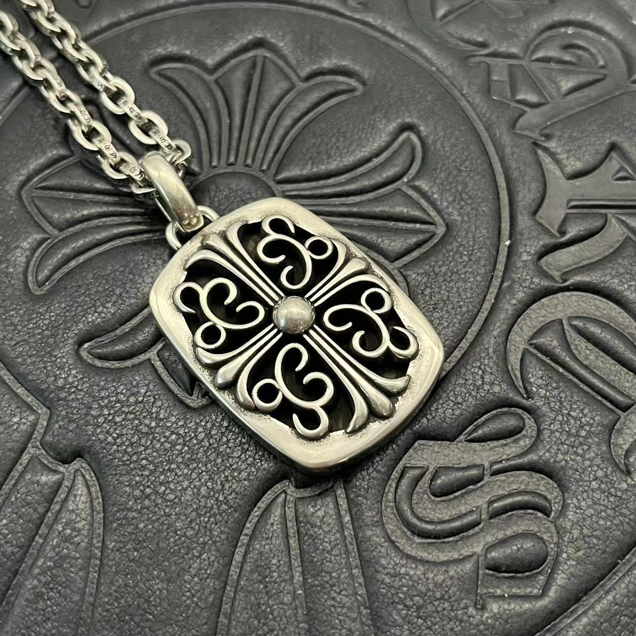 Ch*0me He**ts Vine Cross Necklace