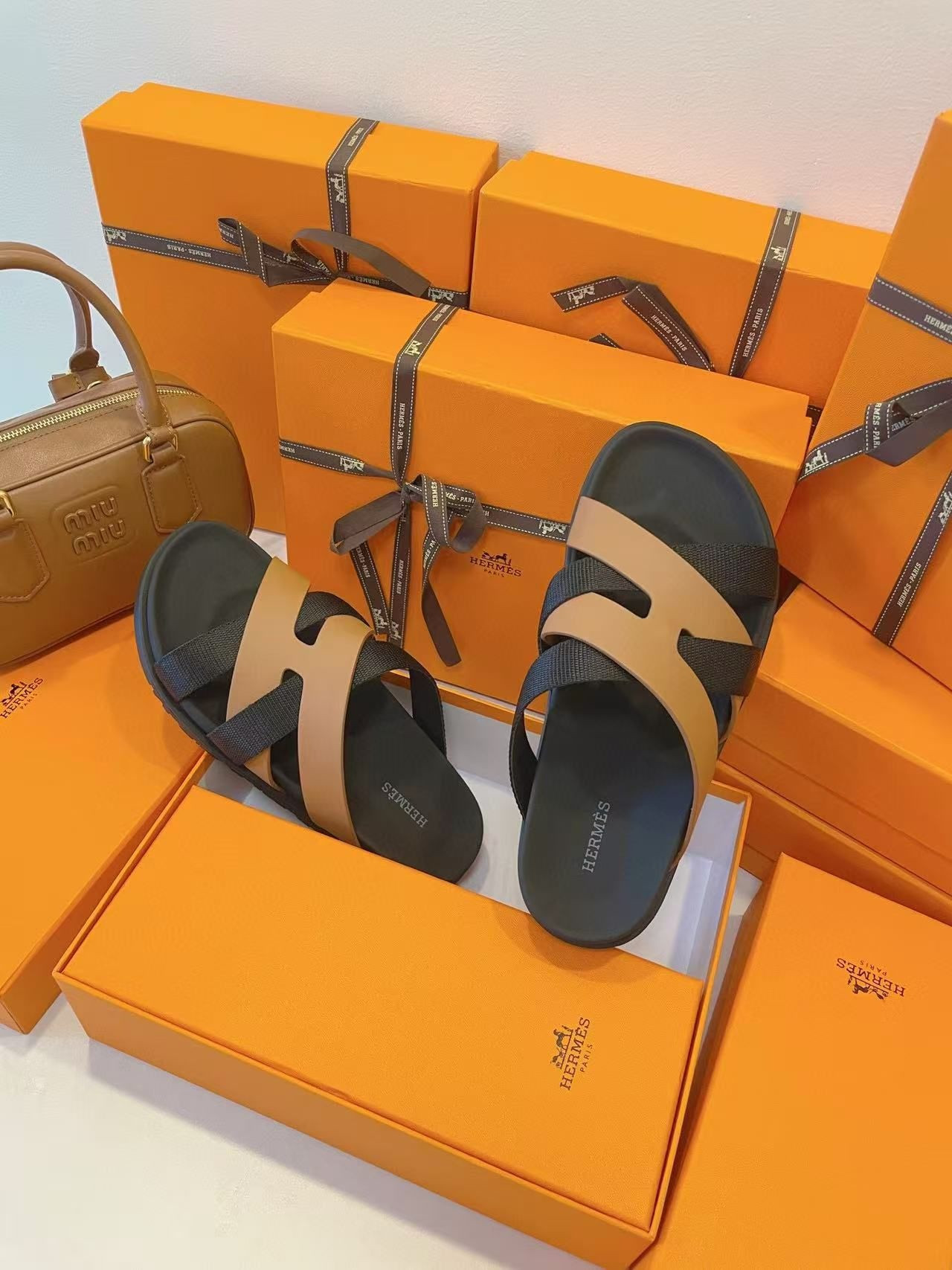 UA H**me5 Kazimir Sandal