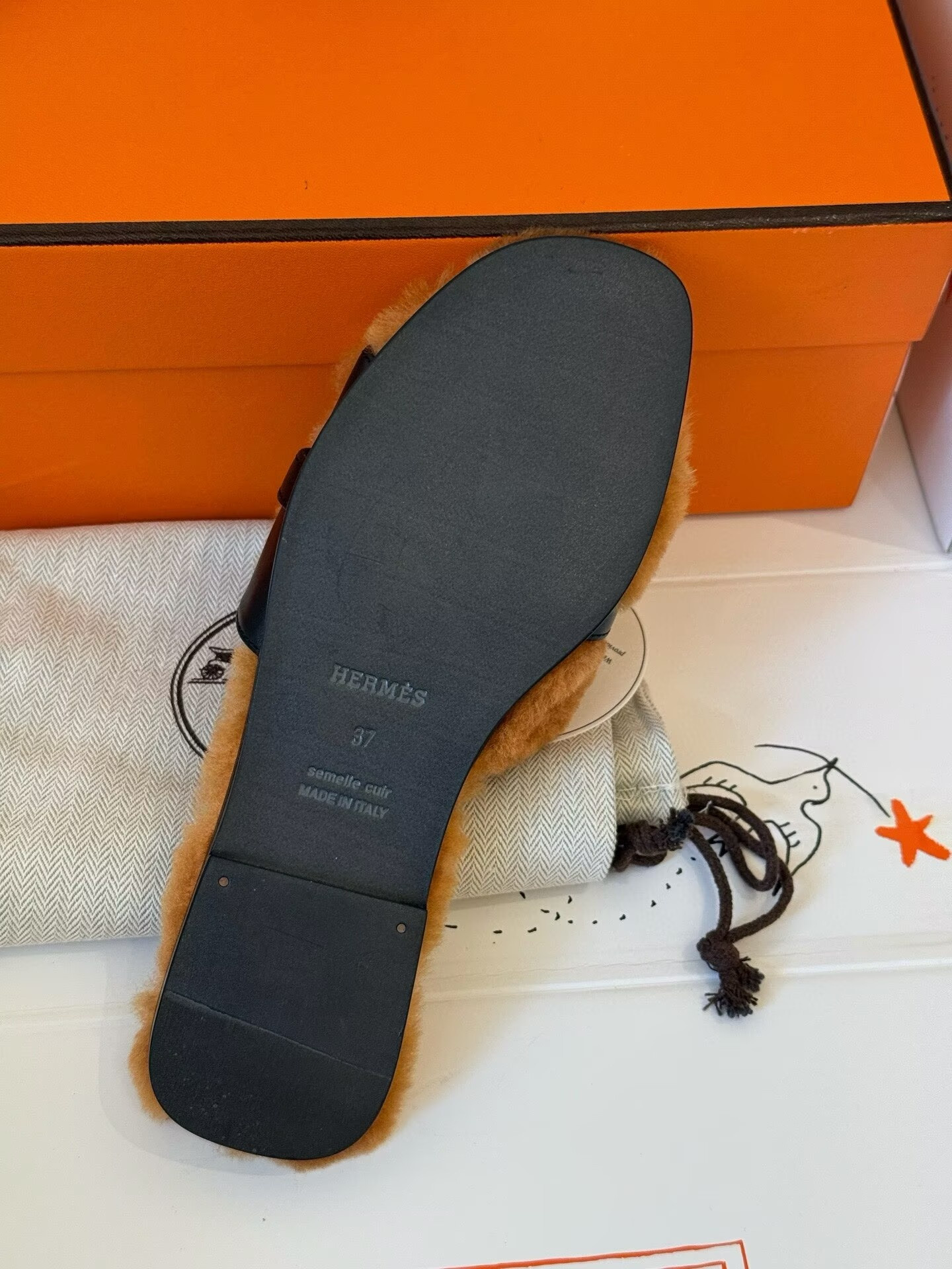 UA H**me5 Giulia Sandal