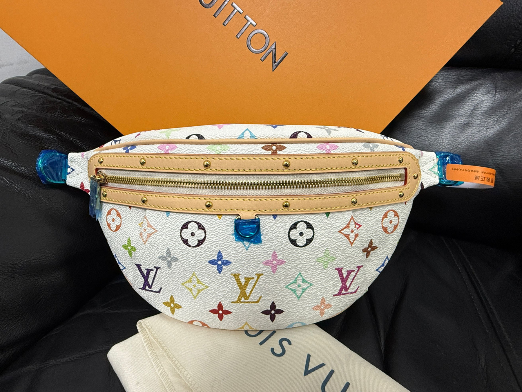 LV HIGH RISE M13660 16x8x38cm
