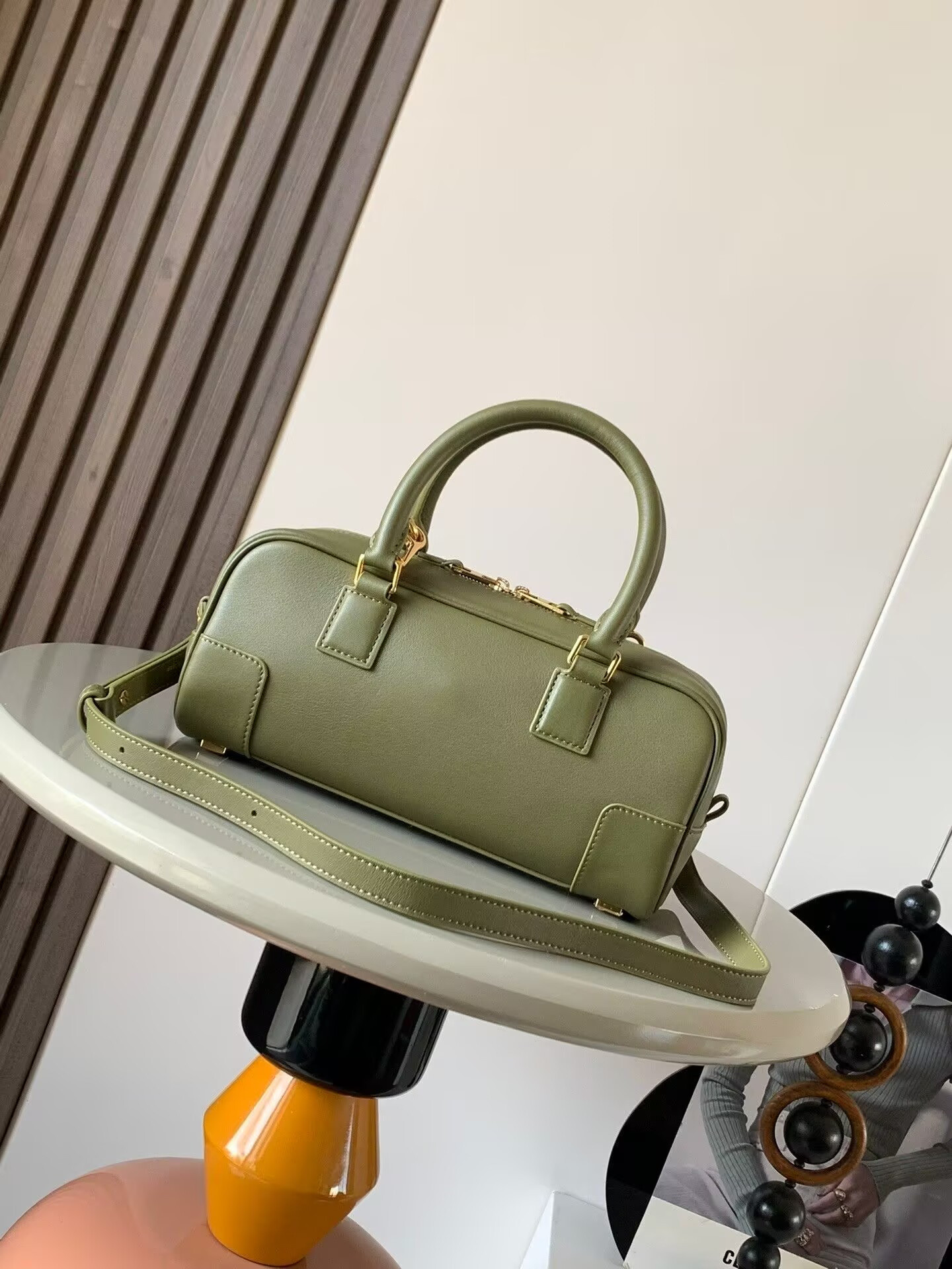 L0ew* Amazona 23 Cropped bag in nappa calfskin 23x11x10cm