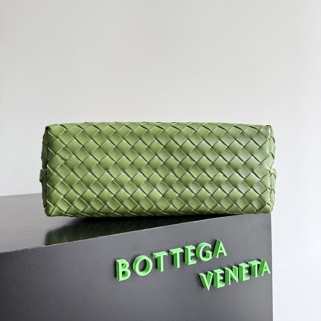 B0tt*ga Ven*ta Medium Andiamo 32x25x11CM
