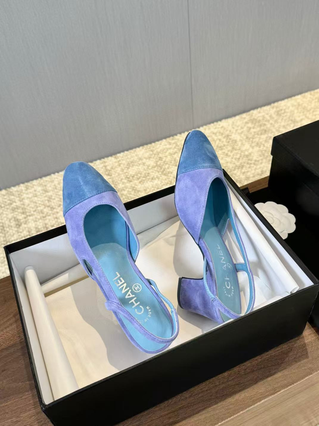 UA Ch**el SLINGBACKS