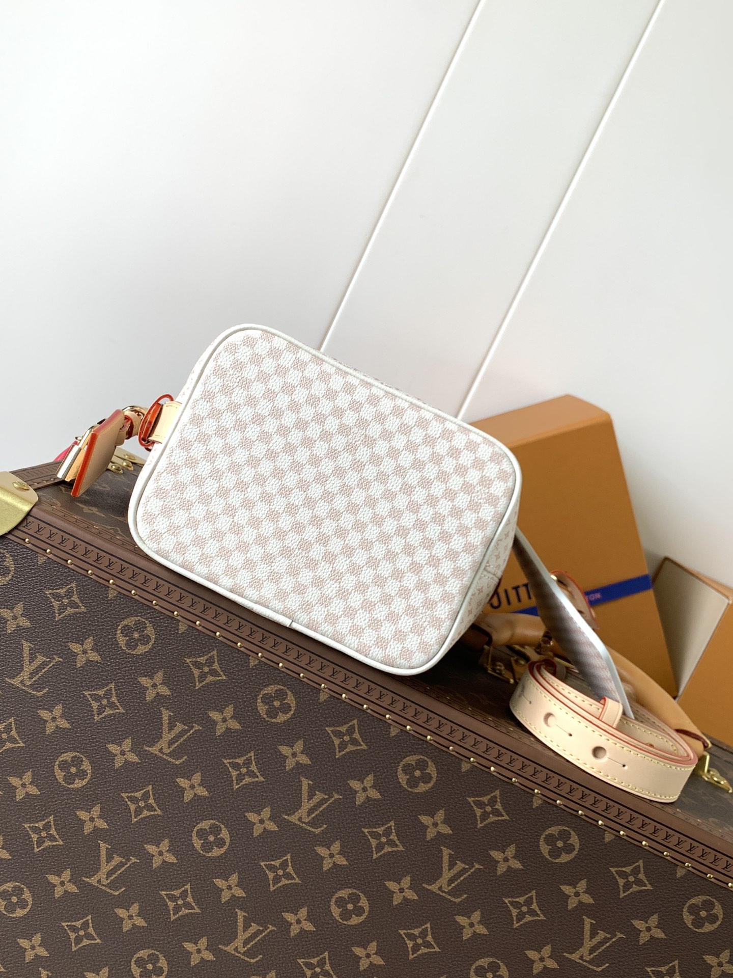 LV All In BB M15130 16x18x12cm