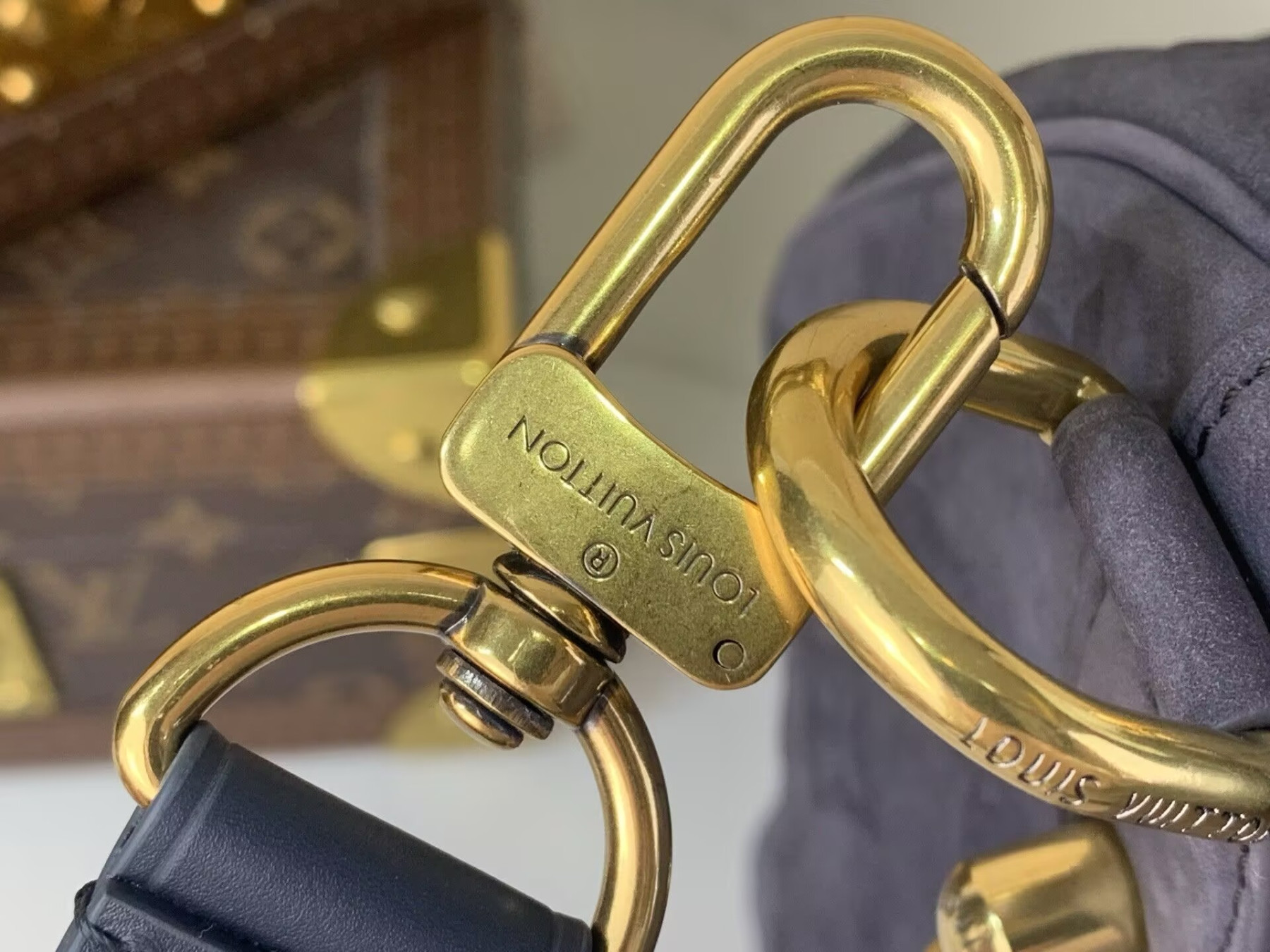 LV Speedy P9 Bandoulière 40 M15225 40x26x23cm
