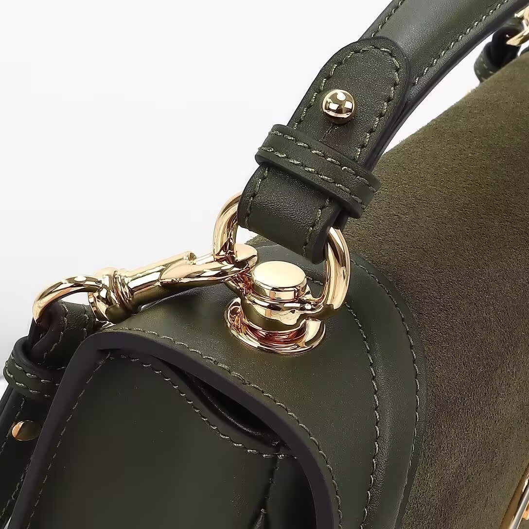 Gvc*1 Shoulder Bag 32x17x10cm