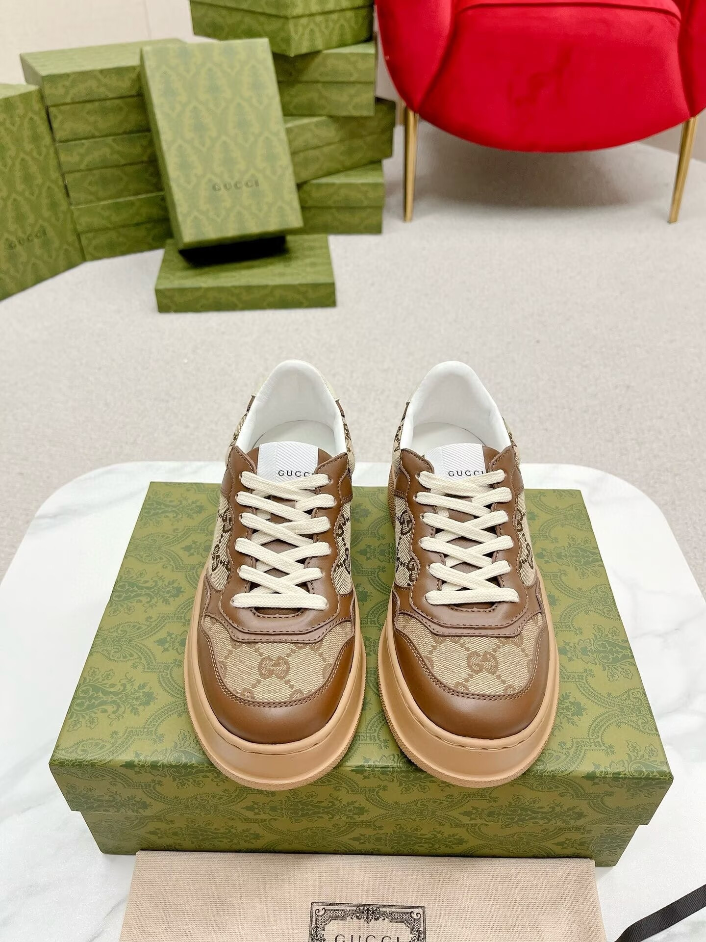 UA Gvc*1 GG Low-top Platform Sneakers