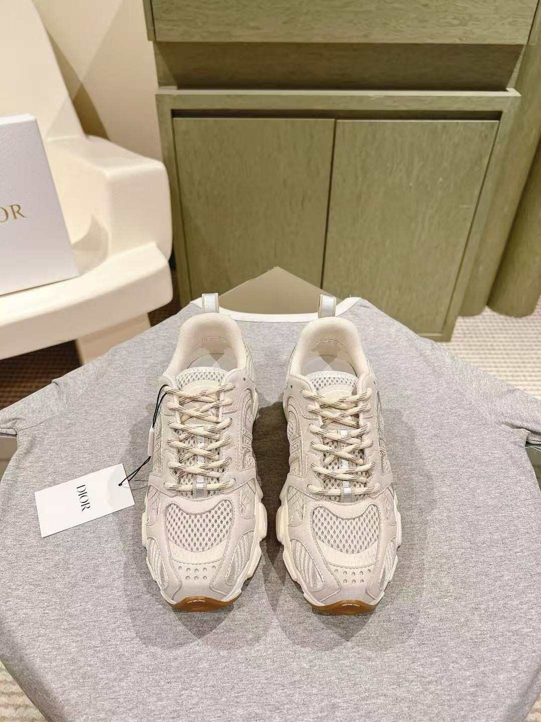 UA D10r Chrono Sneakers