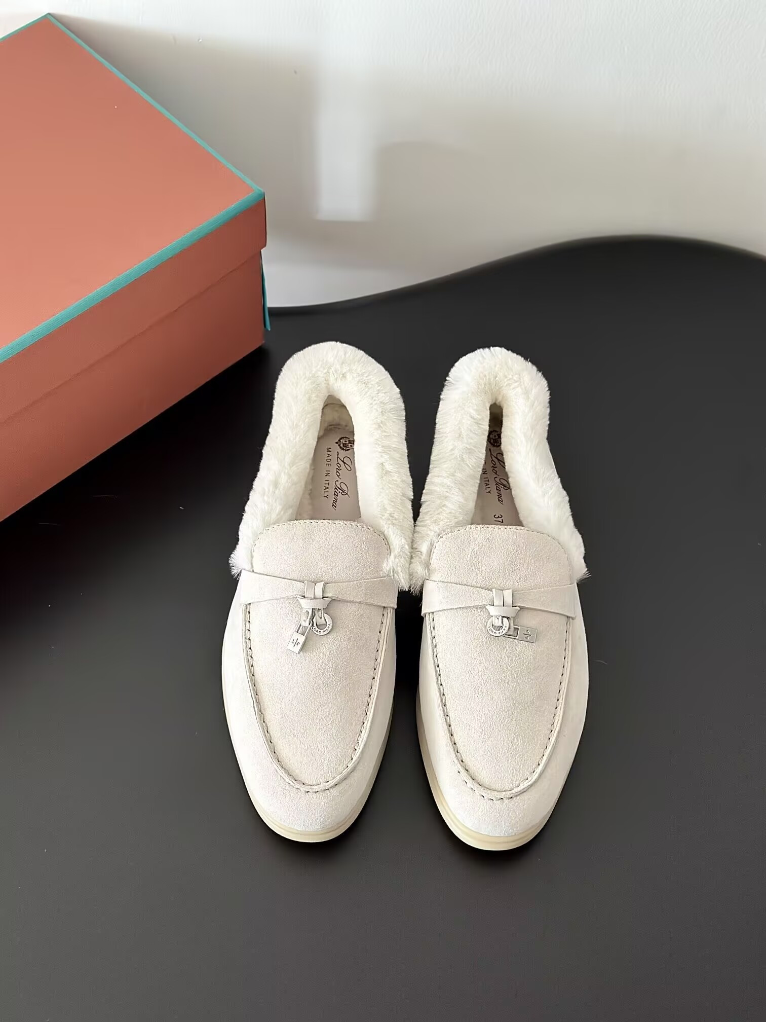 UA L0r0 P1ana Summer Charms Walk Loafers