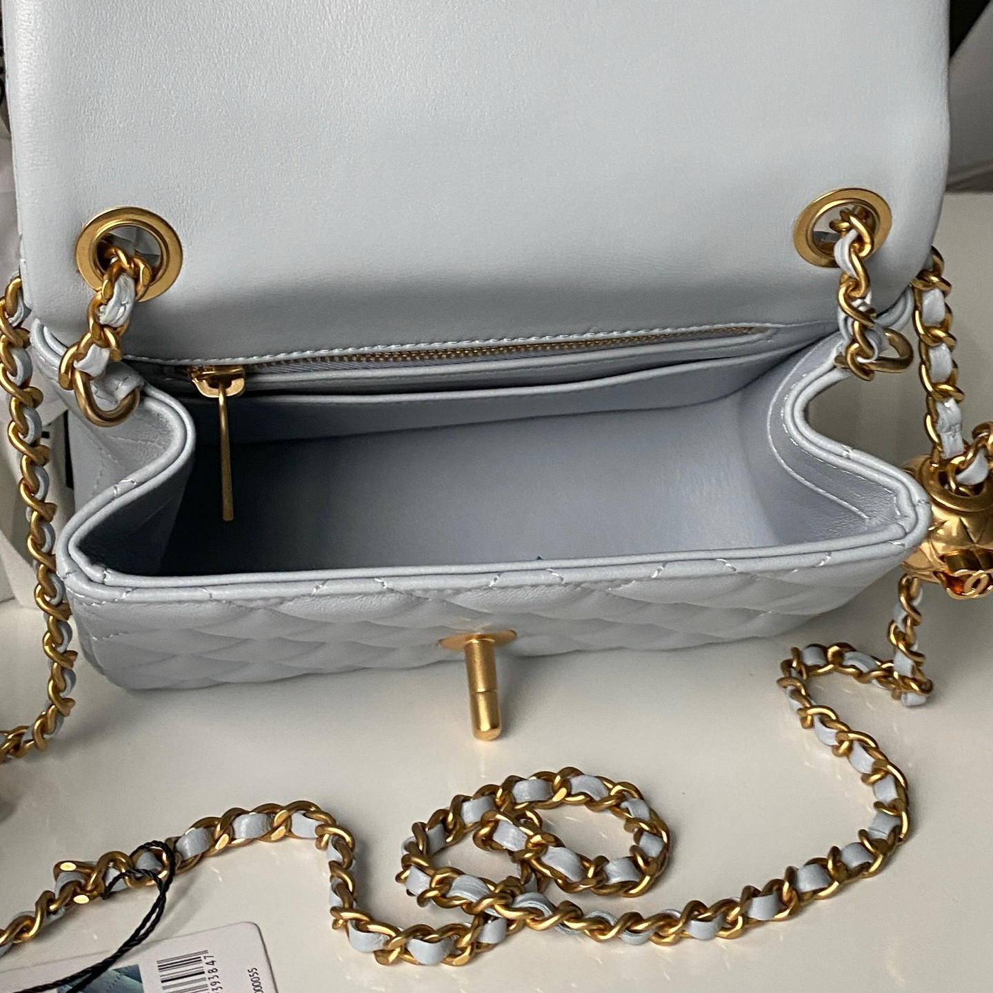 Ch**el MINI FLAP BAG 13.5x17x8cm