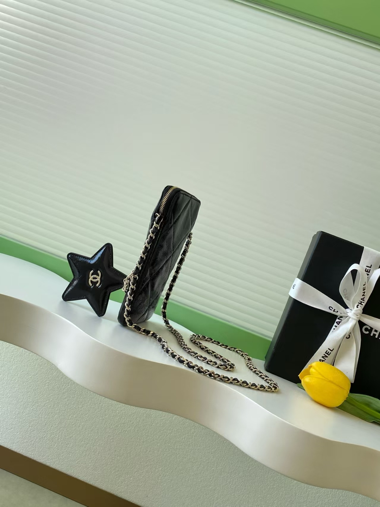 Ch**el Phone Holder with Chain 18x11x2.5cm