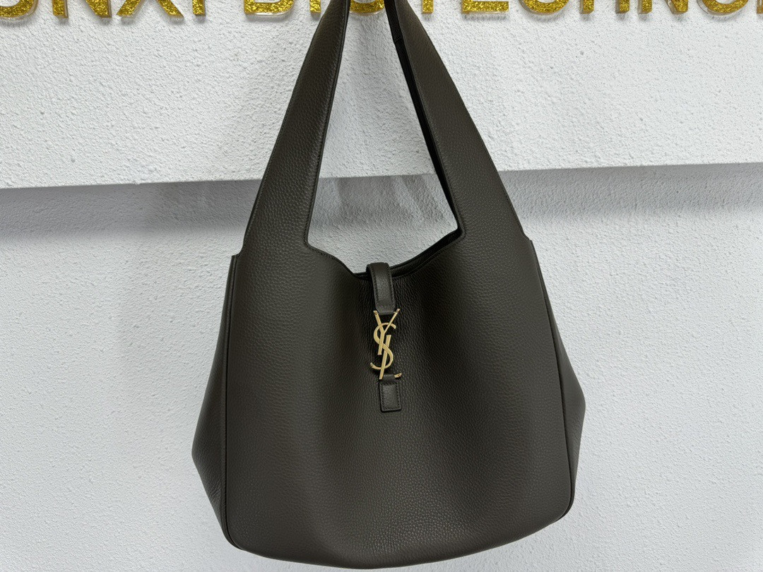 Y51 LE 5 À 7 BEA in grained leather 50×28×18cm