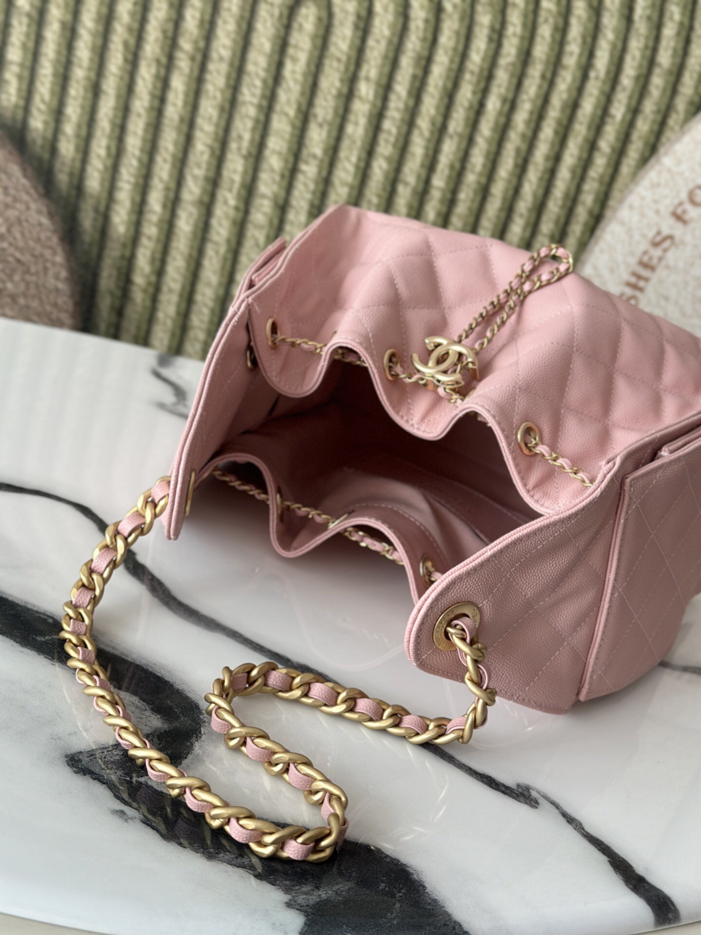 Ch**el 25 small Bucket Hobo handbag AS5293 30x26x14cm