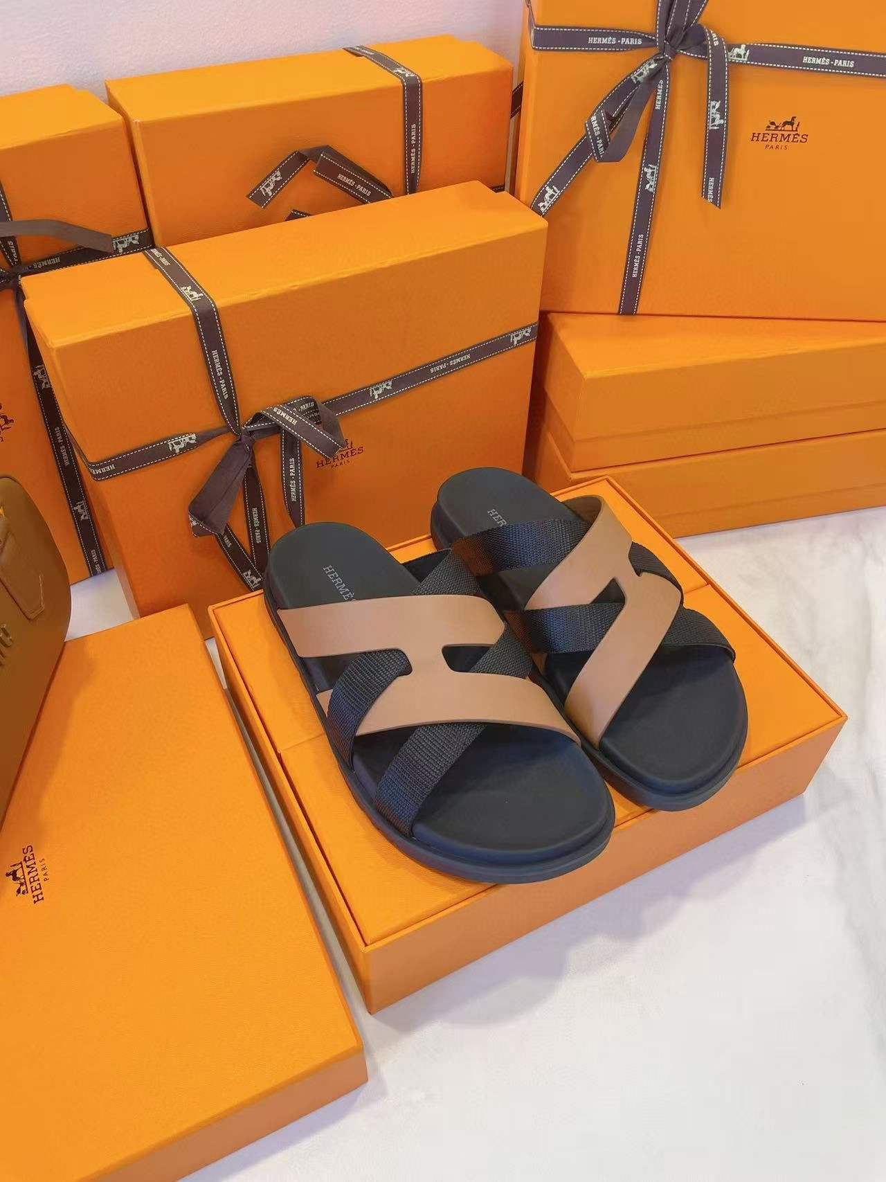 UA H**me5 Kazimir Sandal