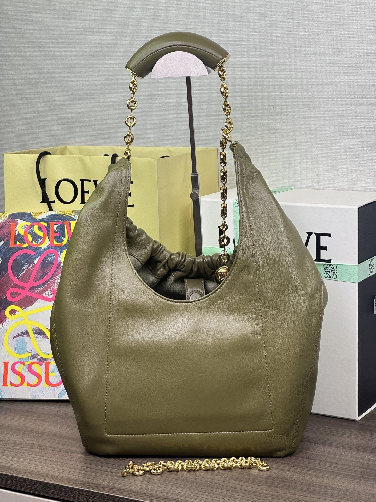 L0ew* Medium Squeeze bag in mellow nappa lambskin 34x33x13.5cm