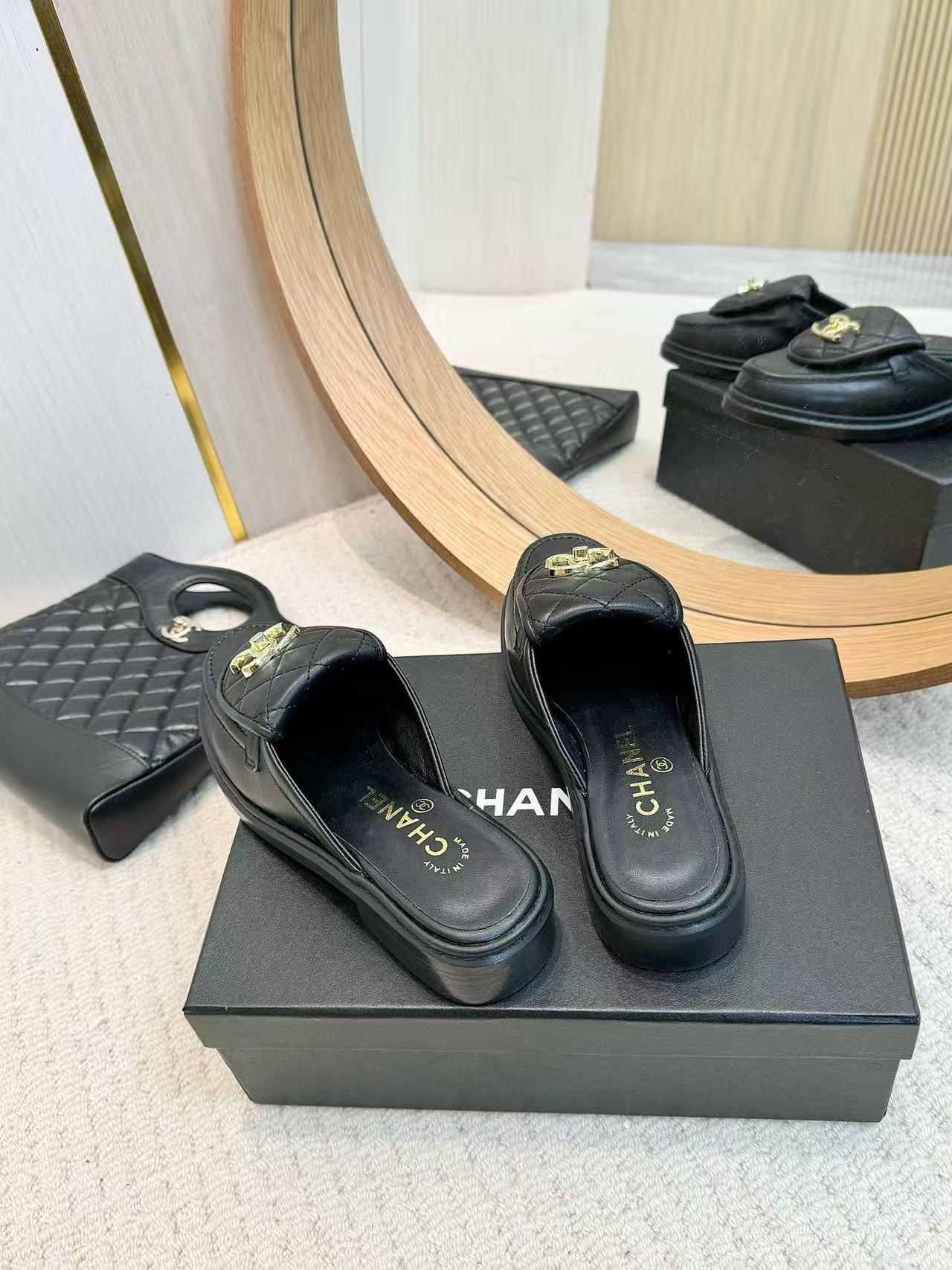 UA Ch**el Slides Leather Flats