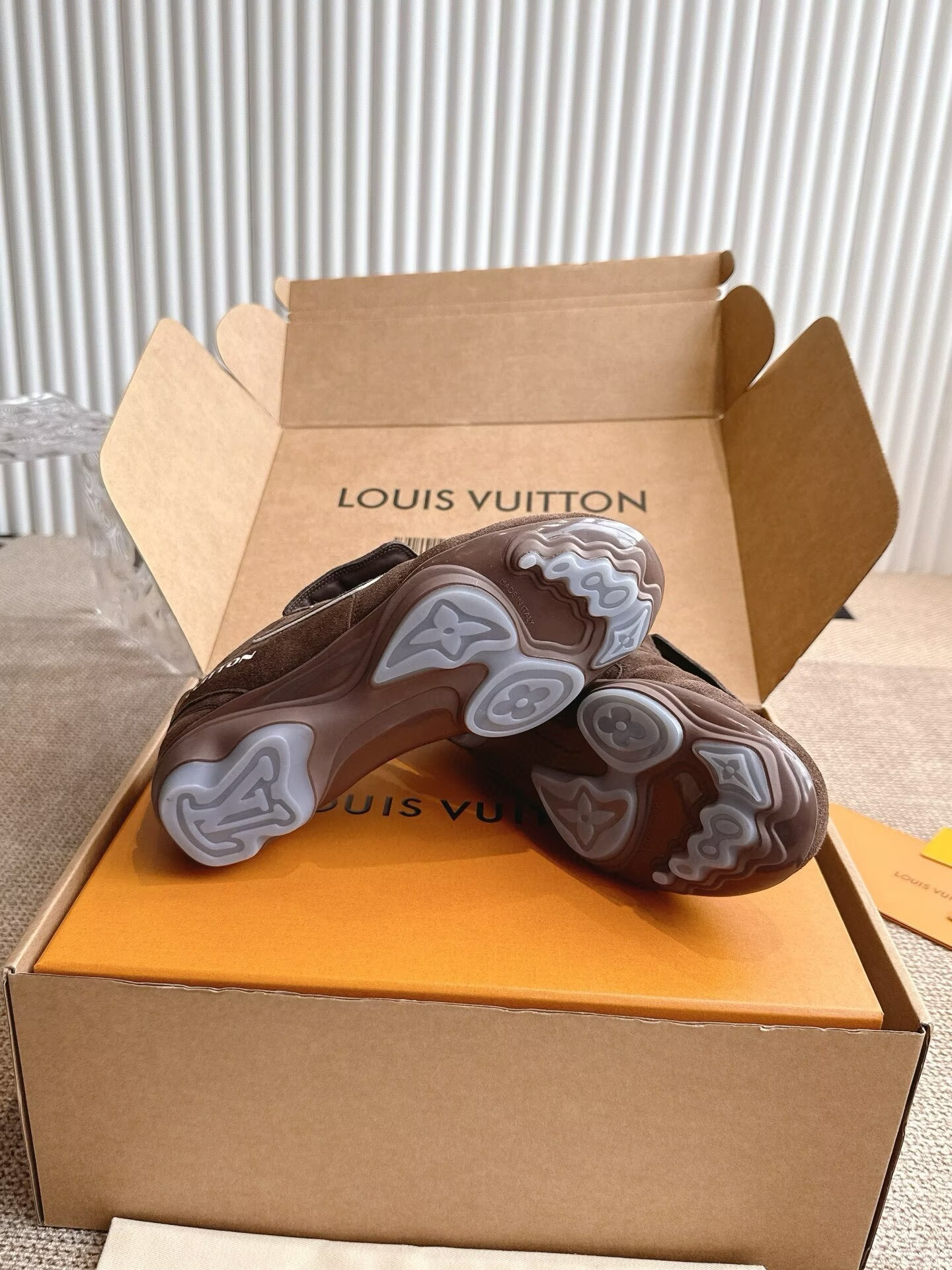 UA LV Footprint Soccer Sneaker