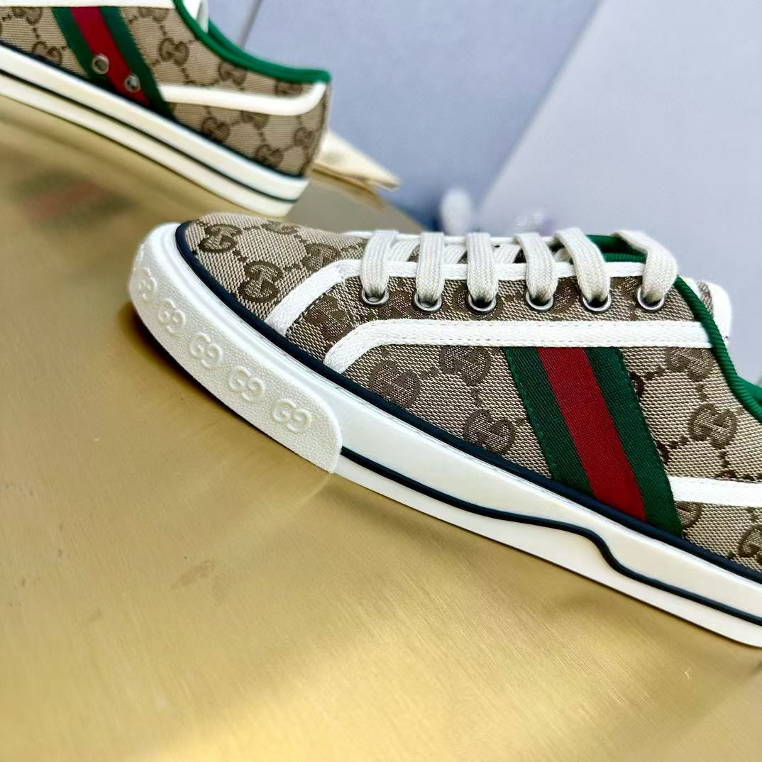 UA Gvc*1 Tennis 1977