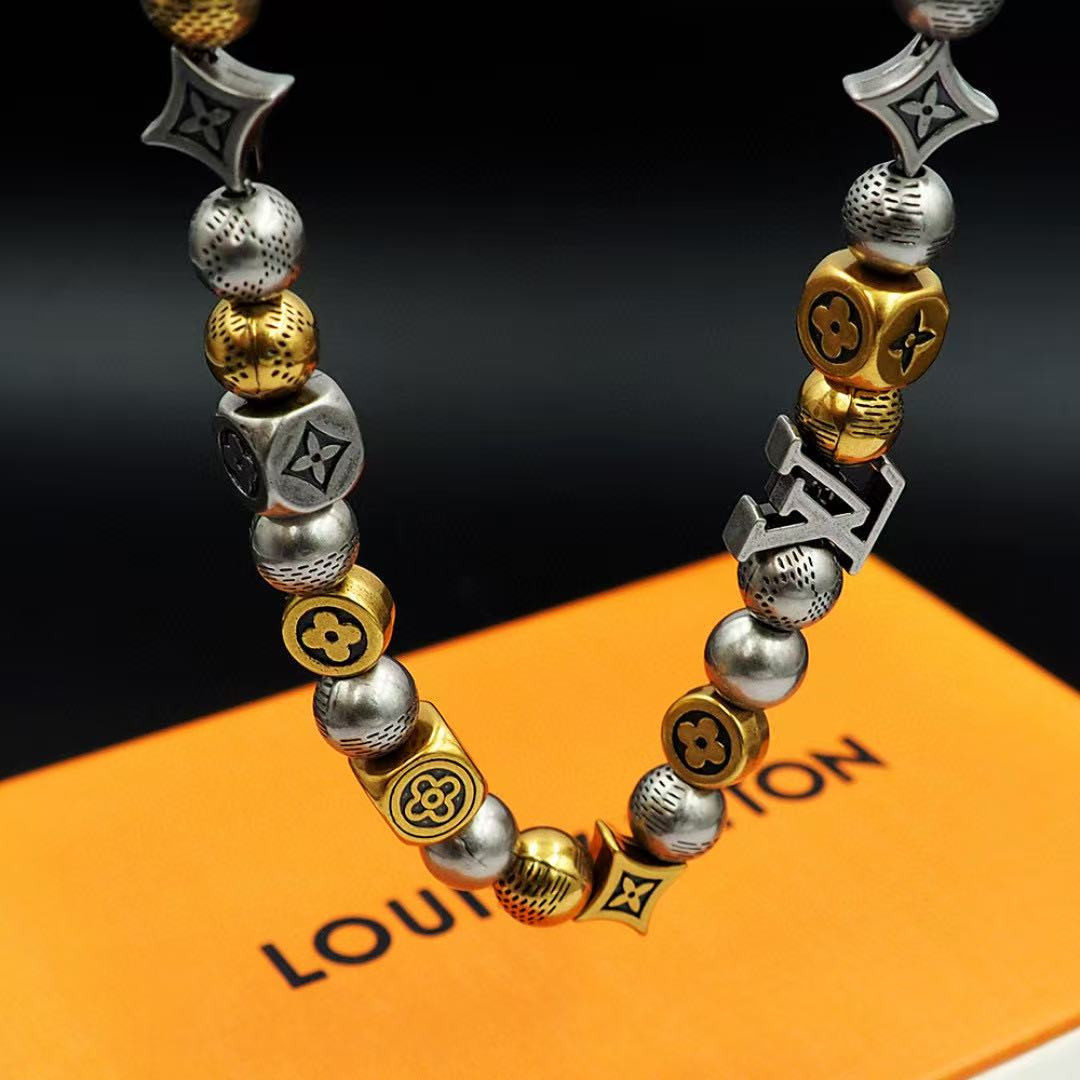 L0vis Vvtt0n Damier Party Necklace