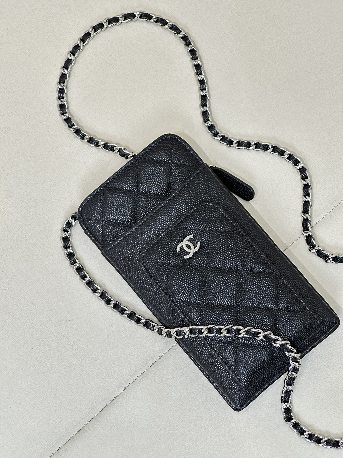 Ch**el Phone Bag 18x9x3cm
