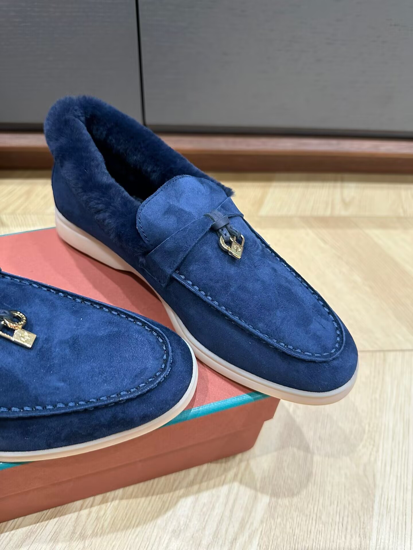 UA L0r0 P1ana Summer Charms Walk Loafers