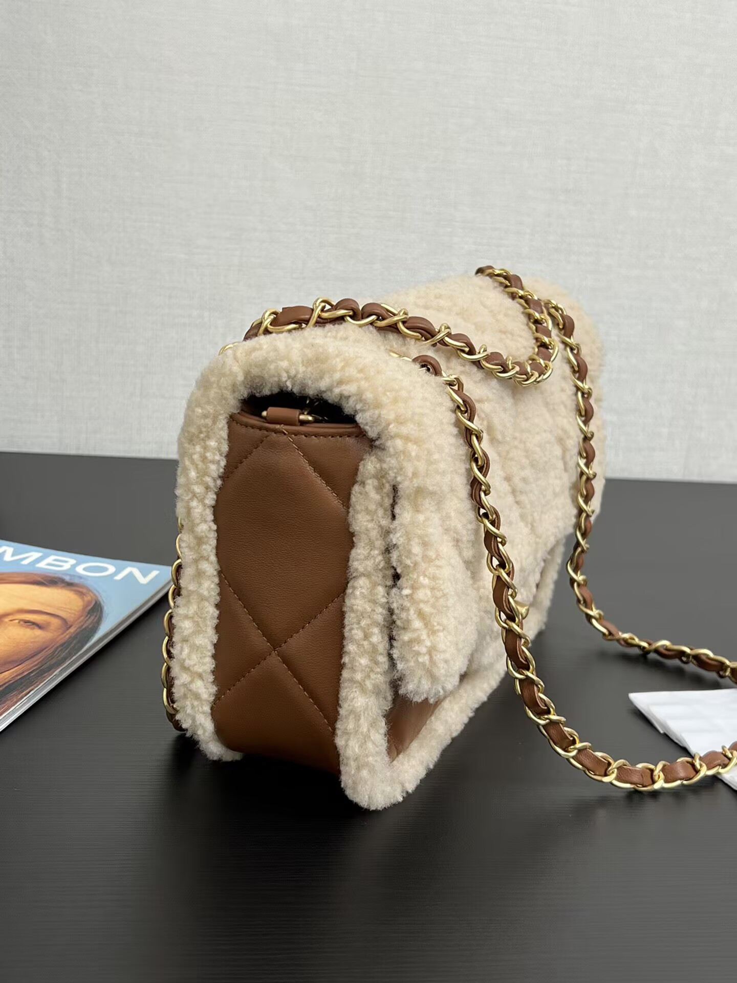 Ch**el Flap Bag 16 × 23.5 × 7.5 cm
