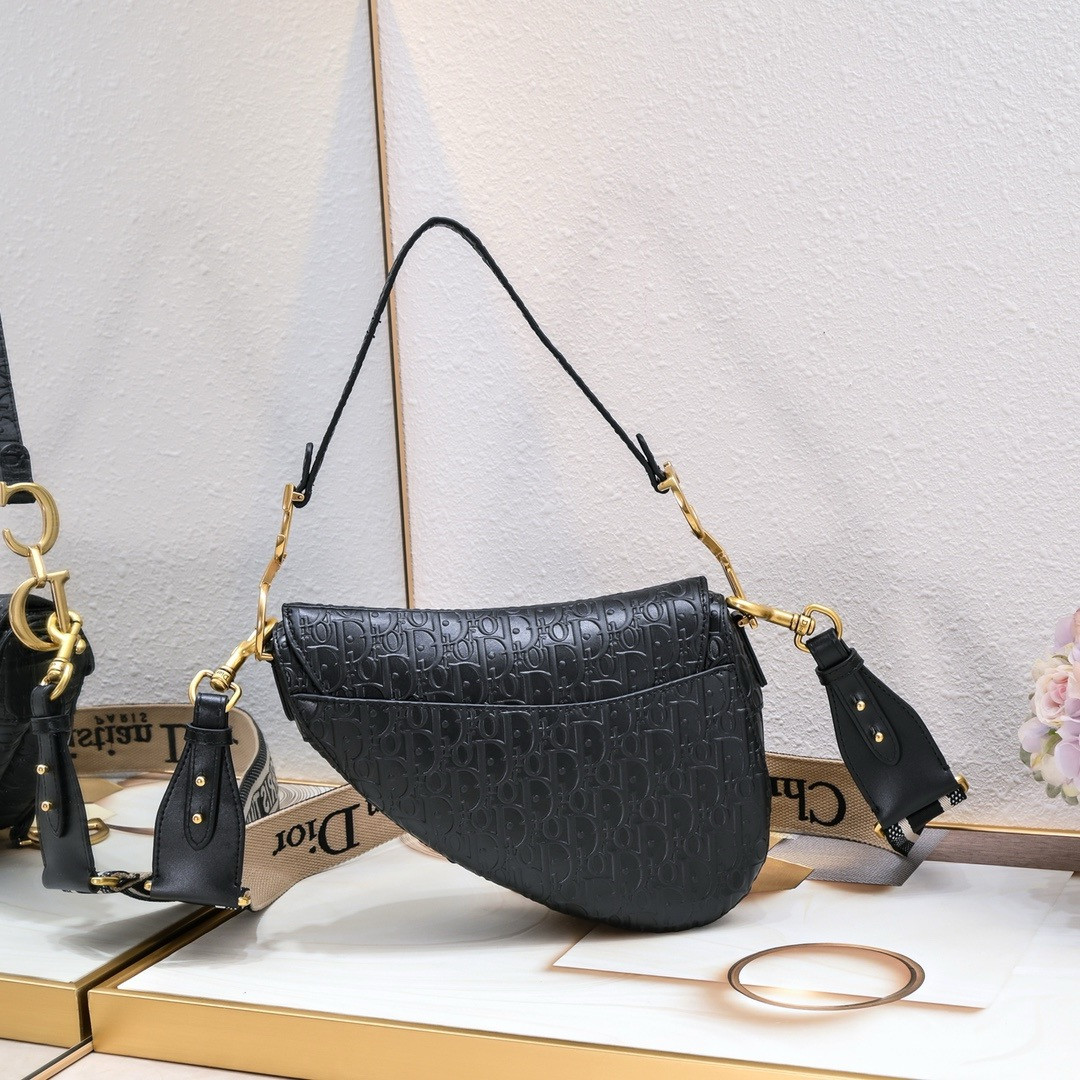 D10r SADDLE BAG WITH STRAP Black Oblique Embossed Calfskin 25.5x20x6.5cm