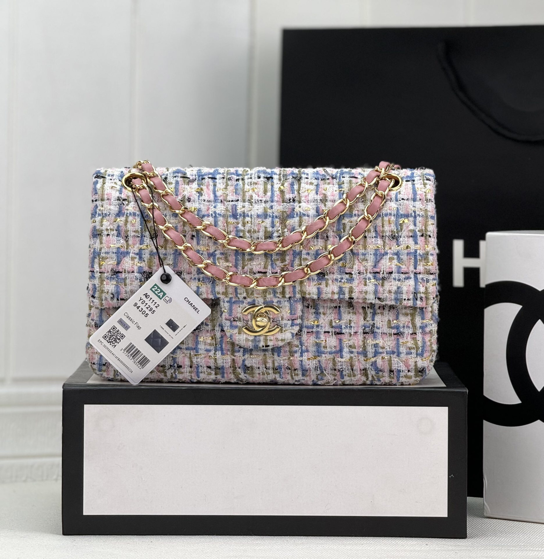 Ch**el MINI CLASSIC 11.12 HANDBAG 20 12 × 20 × 6 cm