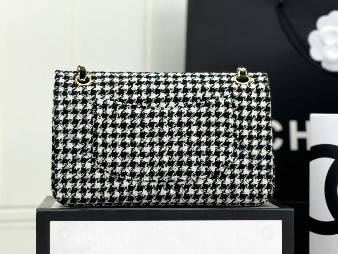 Ch**el MINI CLASSIC 11.12 HANDBAG 25 15.5 × 25.5 × 6.5 cm