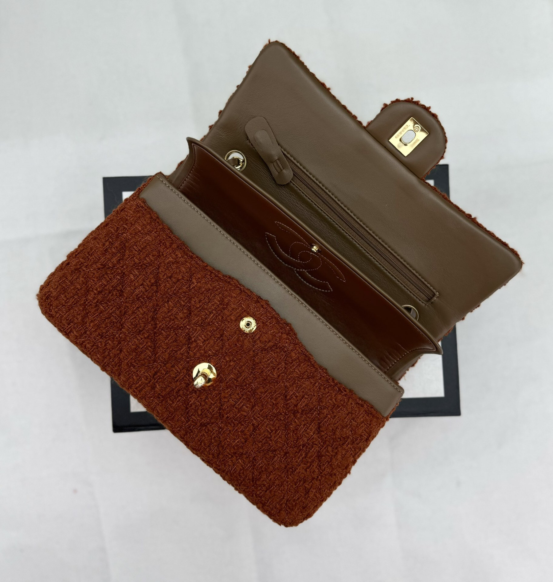 Ch**el MINI CLASSIC 11.12 HANDBAG 25 15.5 × 25.5 × 6.5 cm
