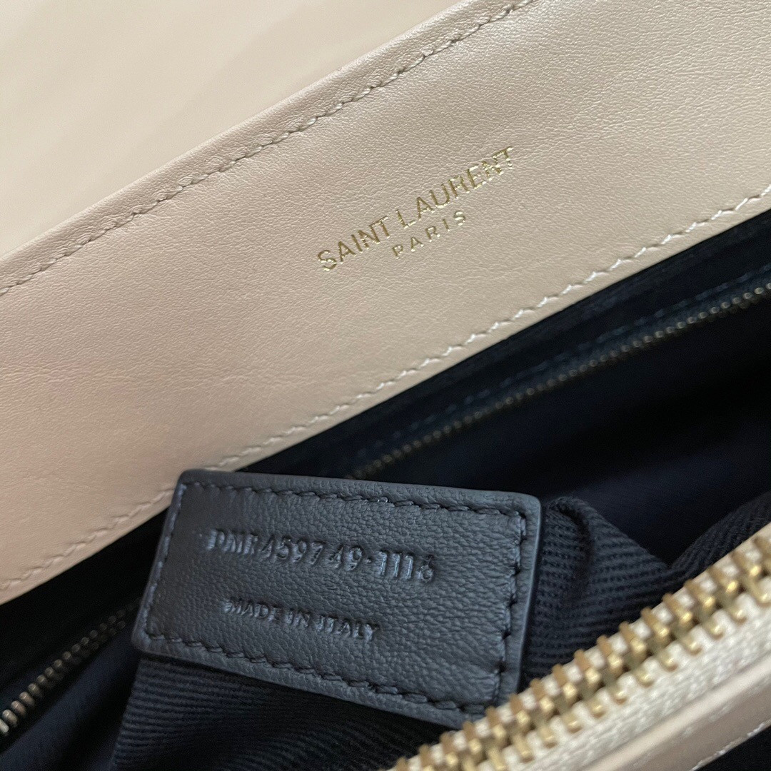Y51 LOULOU MEDIUM IN QUILTED LEATHER 32x22x9cm