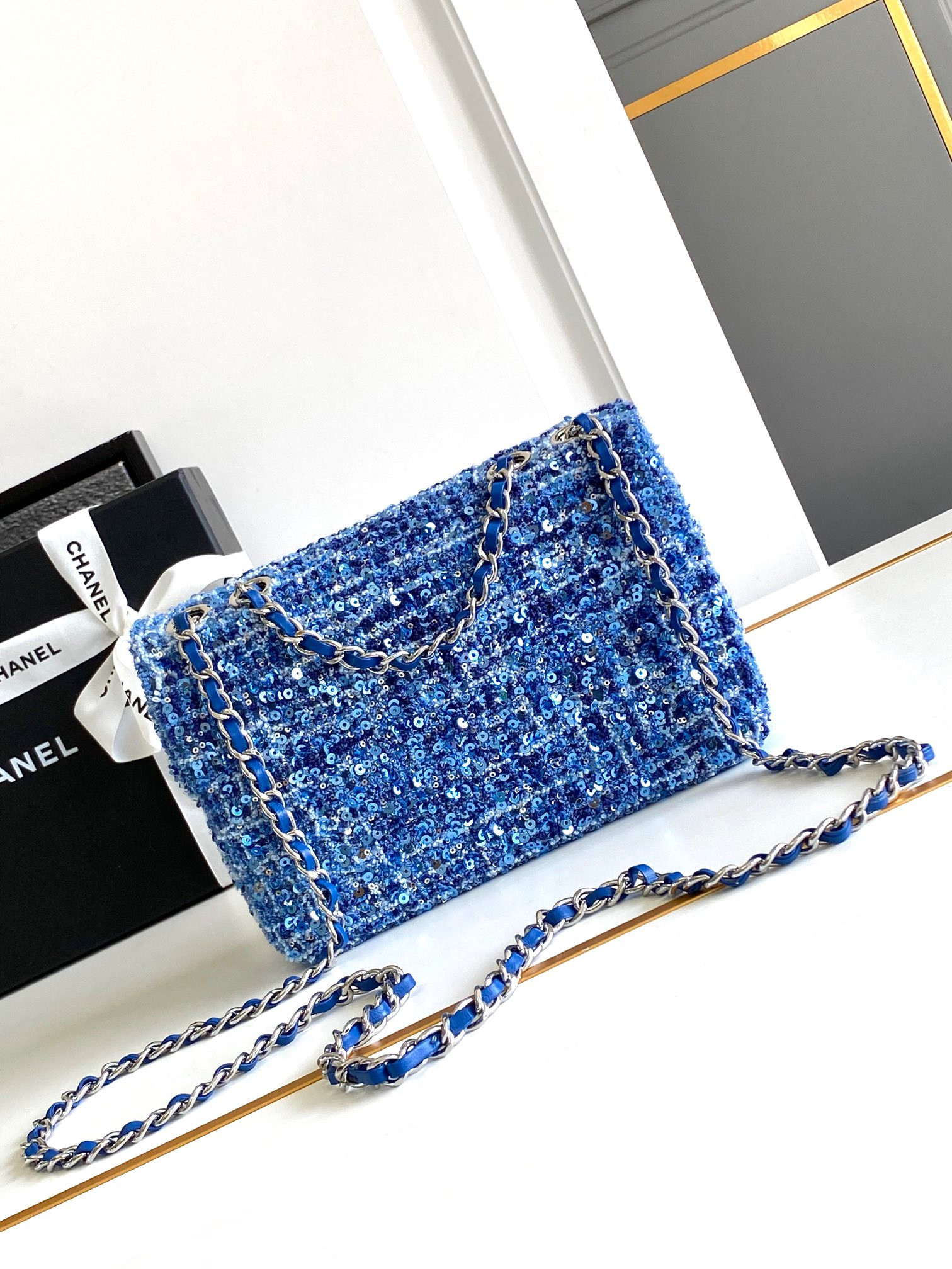 Ch**el Mini CF  Rose Gold Hardware 20x15x7cm