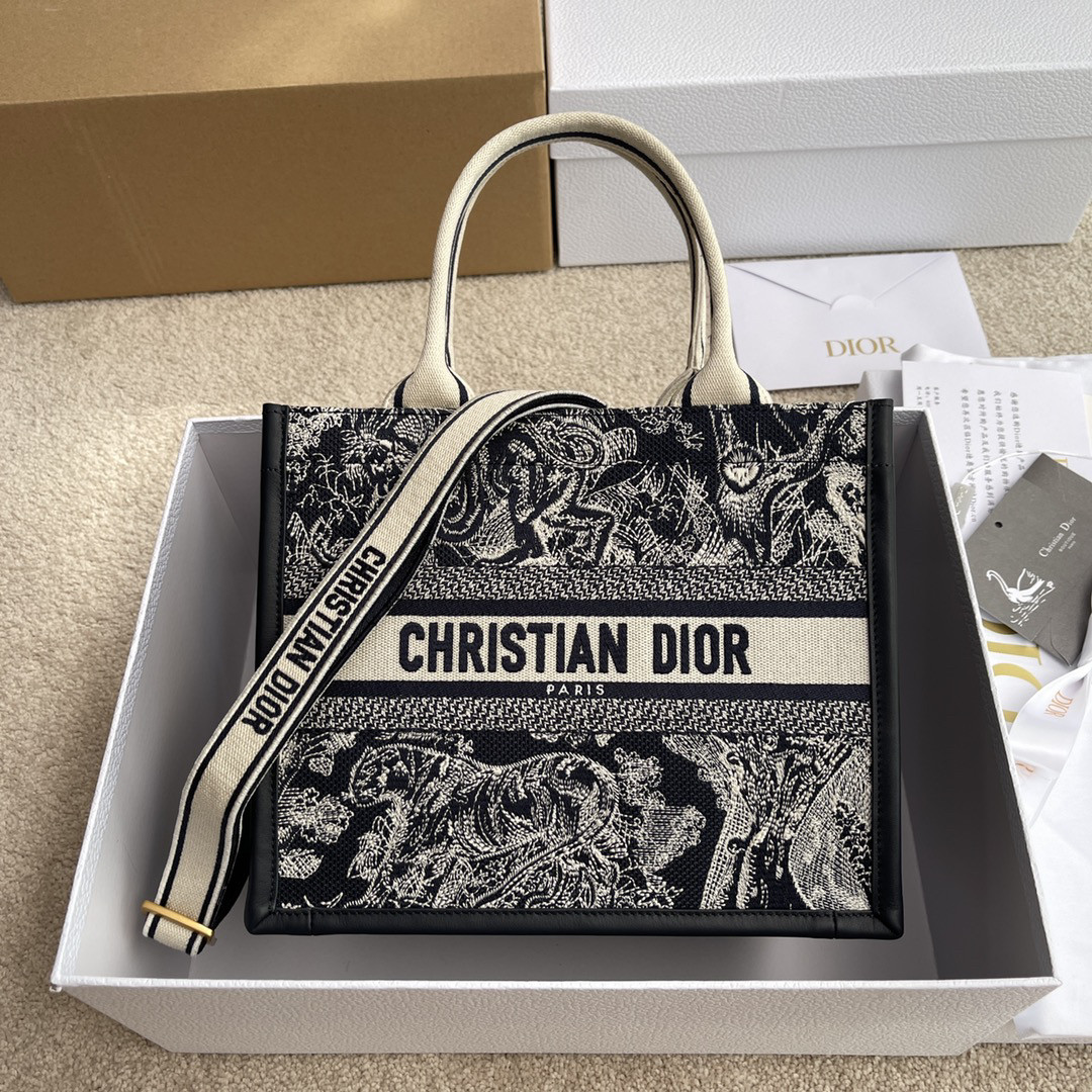 D10r  Book Tote  Reverse  26.5×21×14cm