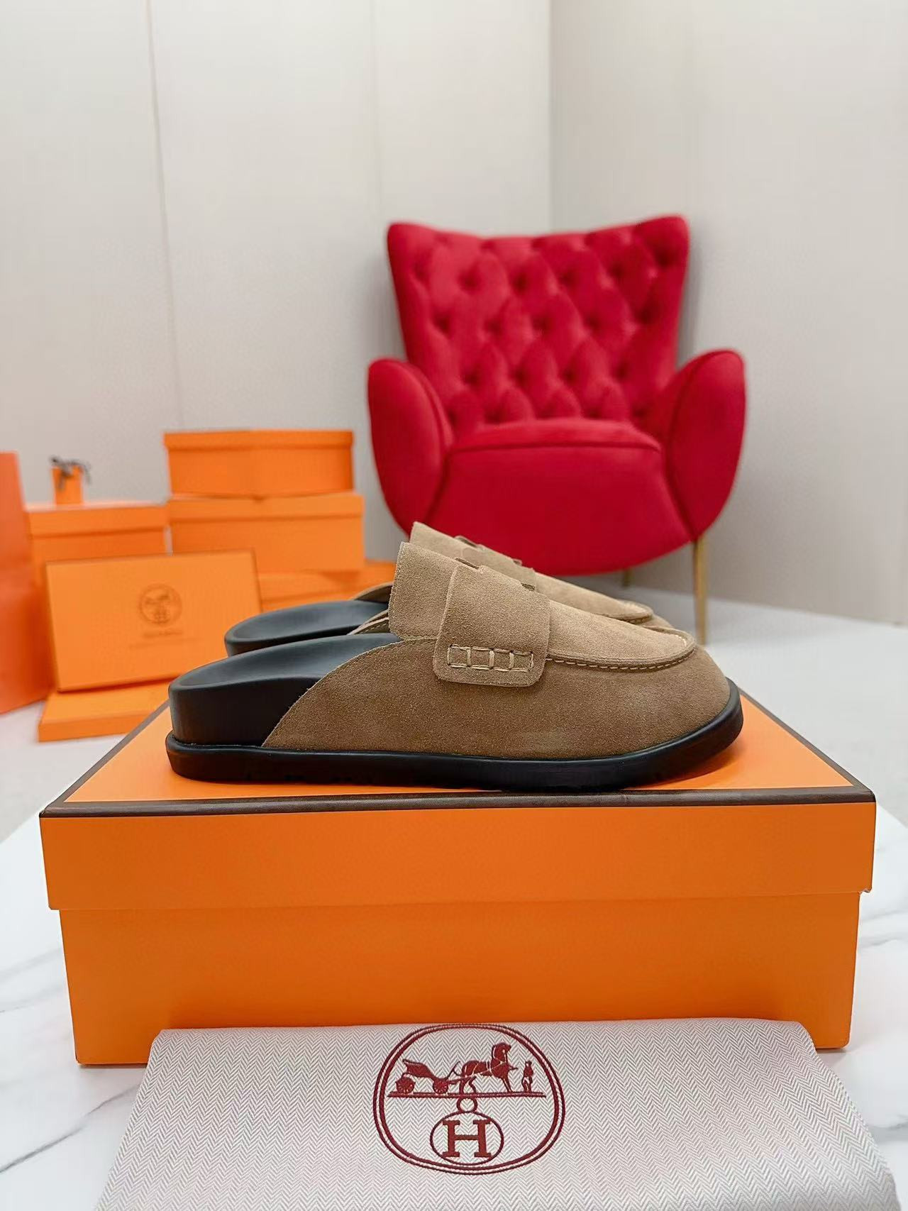 UA H**me5 slippers