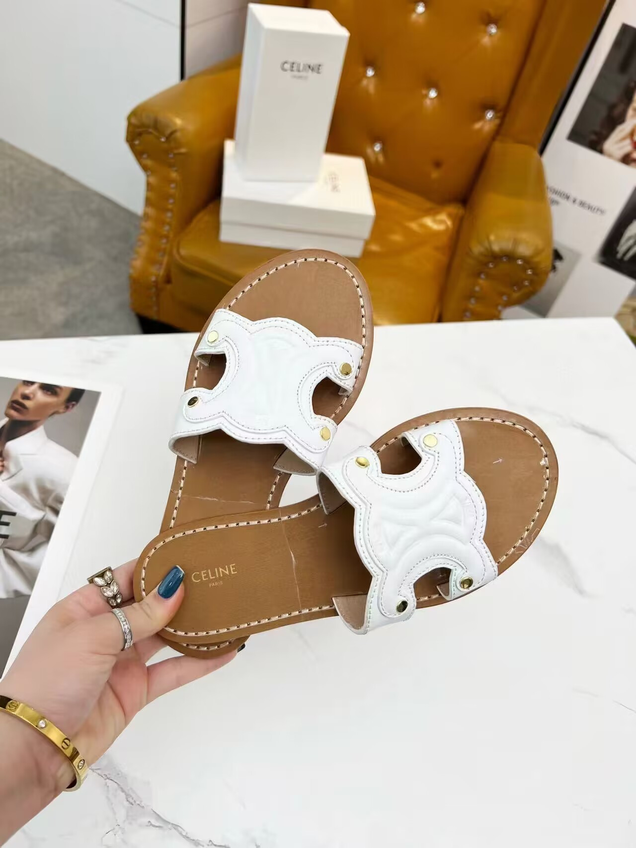 UA Ce1i*e Triomphe Mule in Calfskin