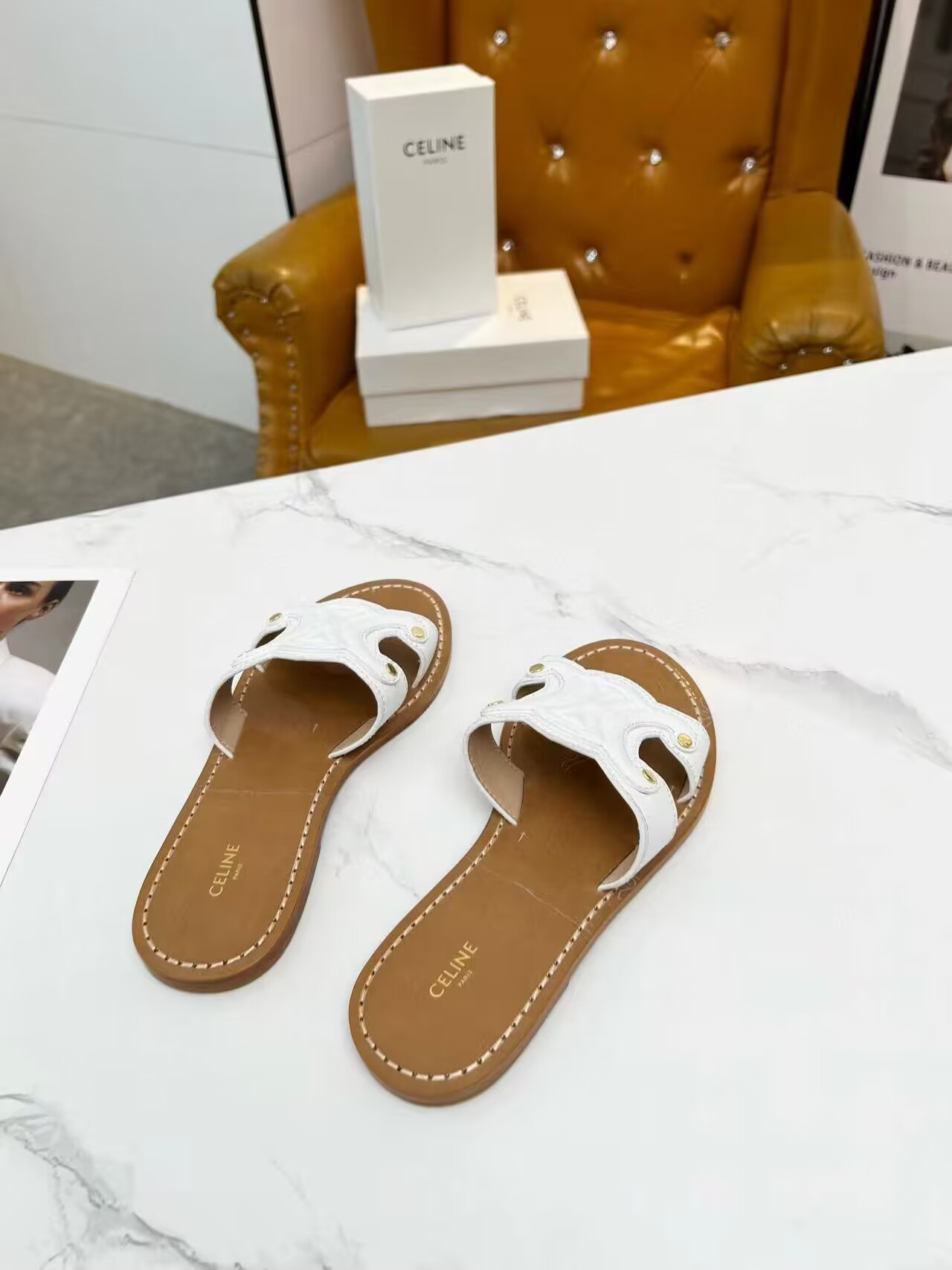 UA Ce1i*e Triomphe Mule in Calfskin