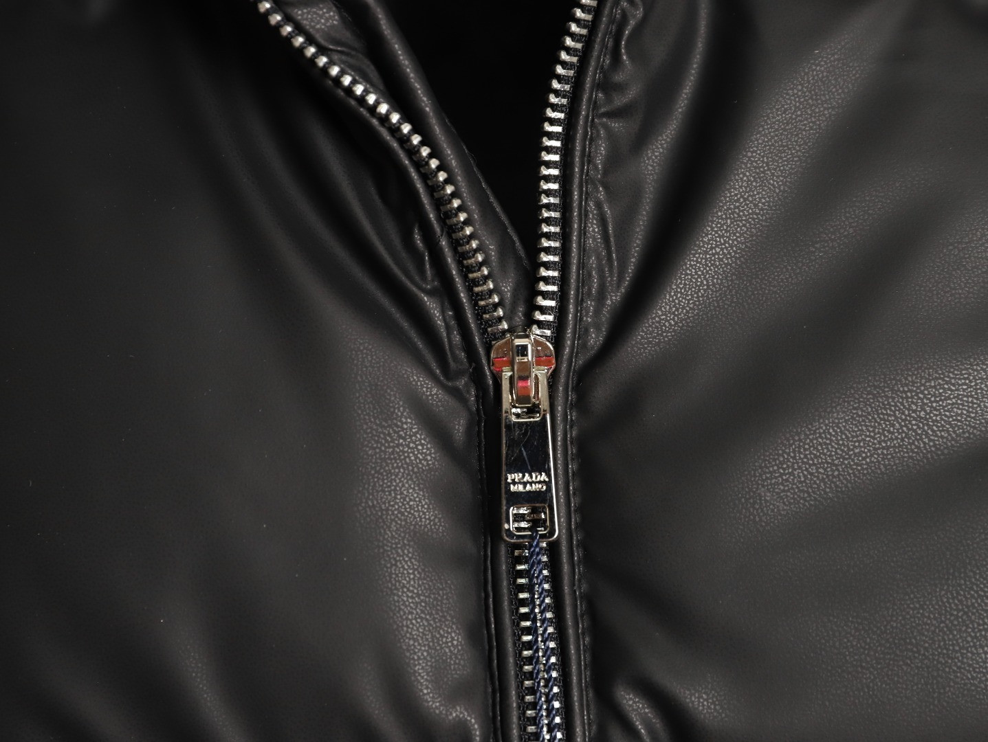 Pra*a Short Puffer jacket