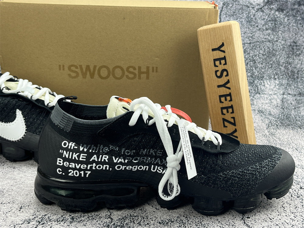 UA II OFF-WHITE X AIR VAPORMAX 