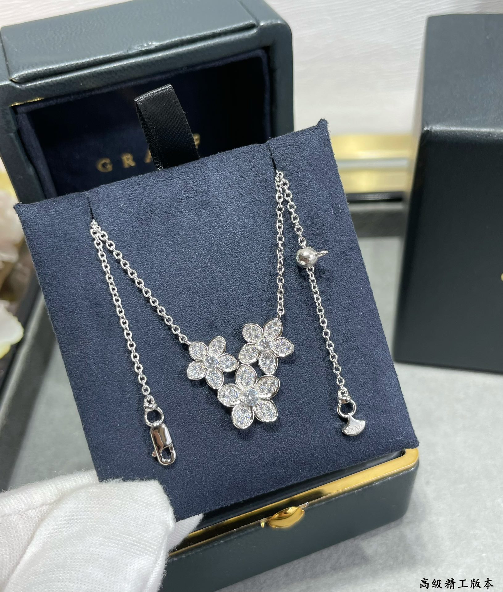 Graff Three Flowers Necklace