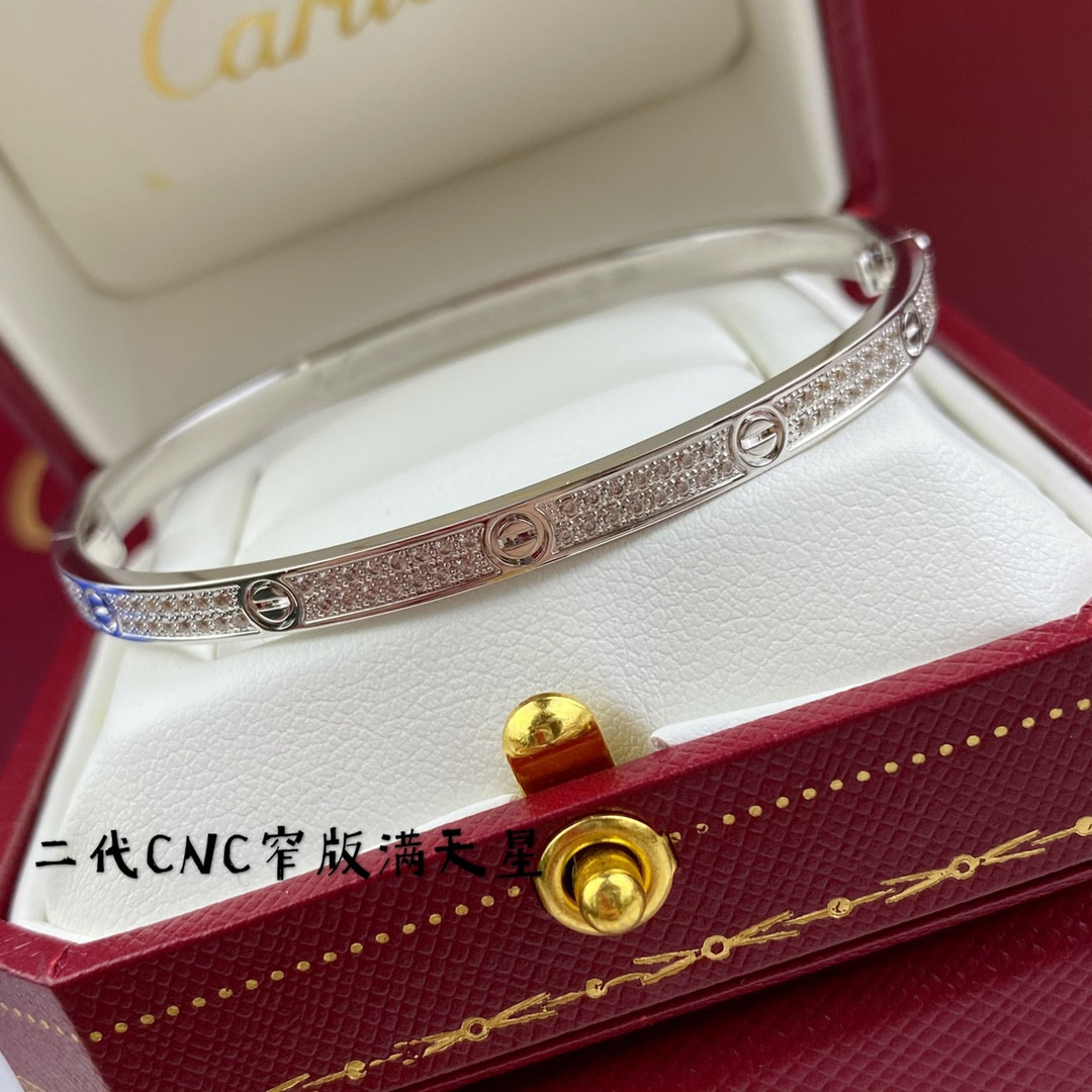 Ca*t1er Narrow Gypsophila D1am0nd Bracelet(No returns or exchanges accepted)