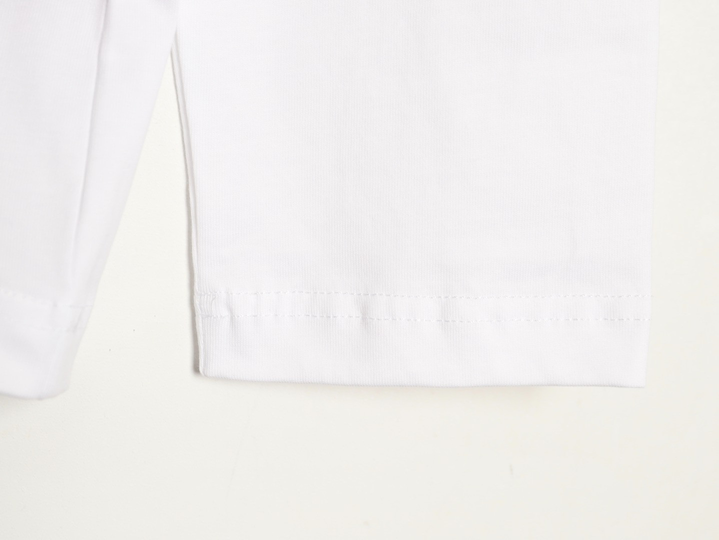 Ba1en*iaga Long-sleeved T-shirt