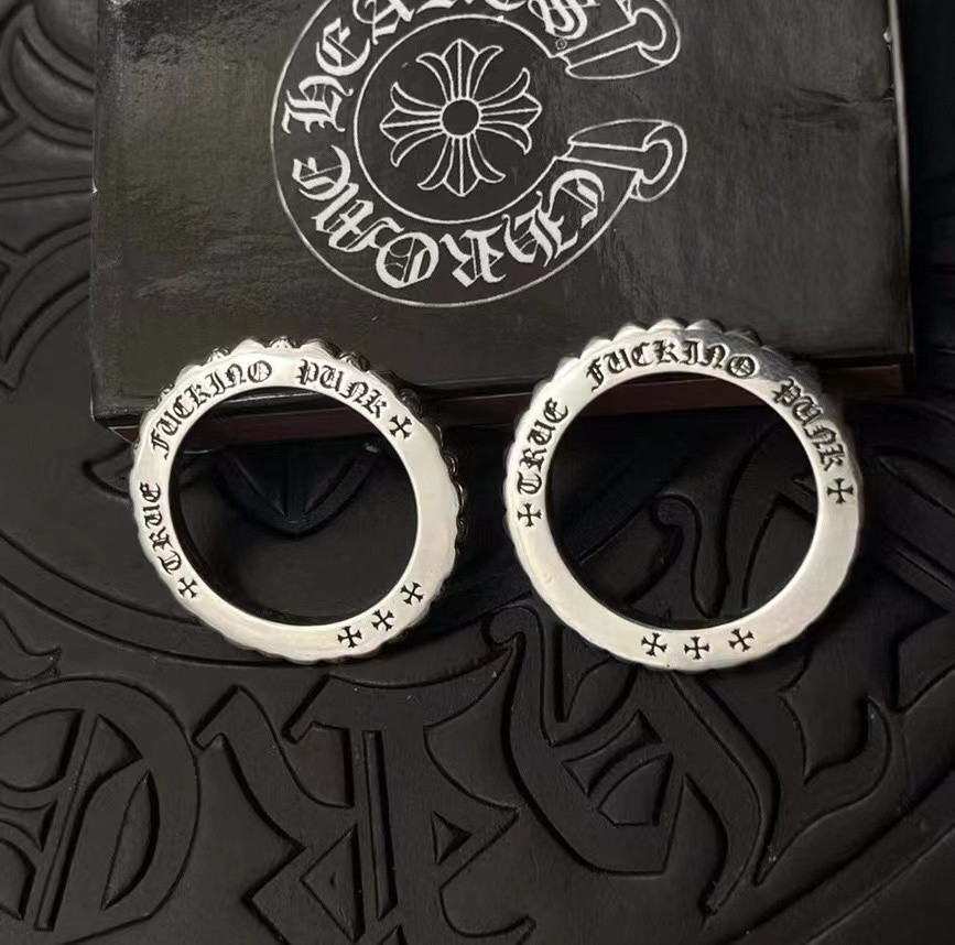 Ch*0me He**ts Cross Ring