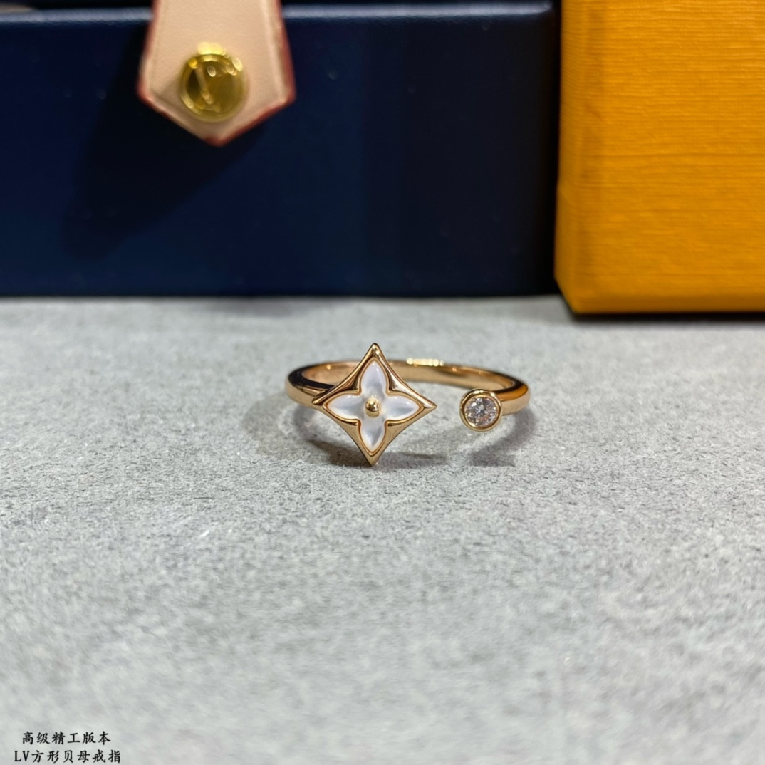 L0vis Vvtt0n Square Mother-of-Pearl Ring