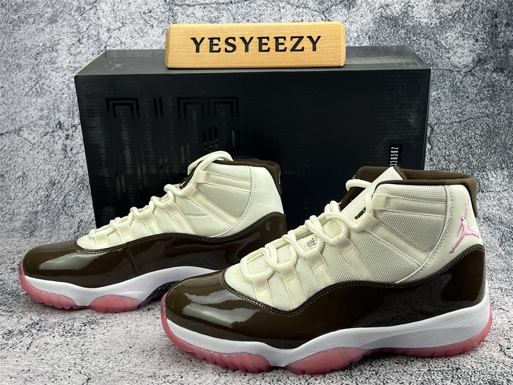 UA AIR JORDAN 11 RETRO NEAPOLITAN