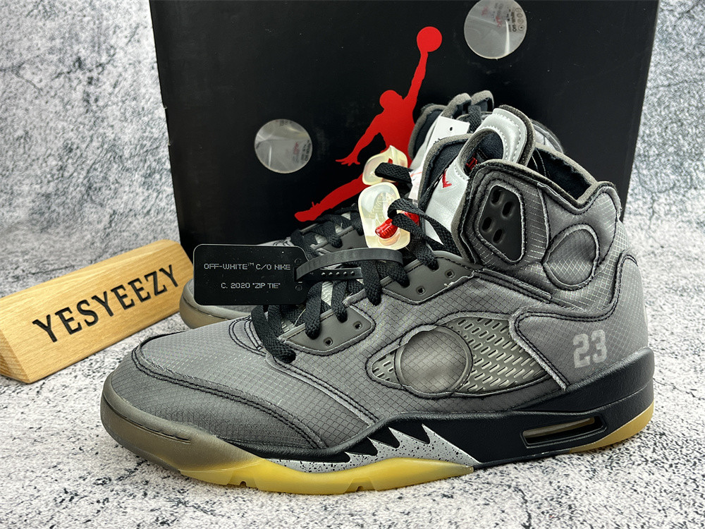 UA AIR JORDAN 5 RETRO SP "OFF-WHITE"