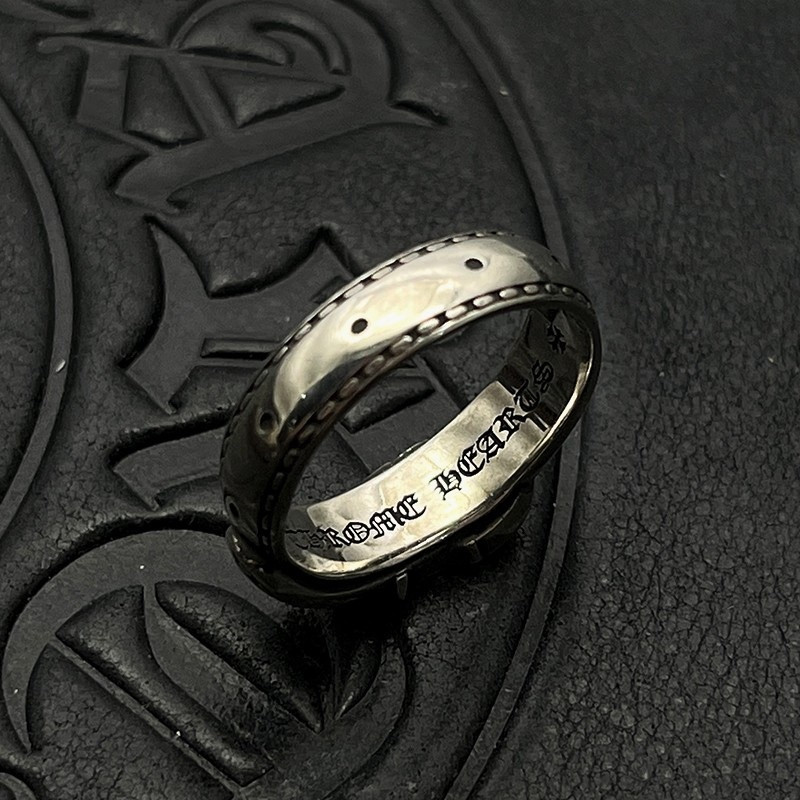 Ch*0me He**ts Ring