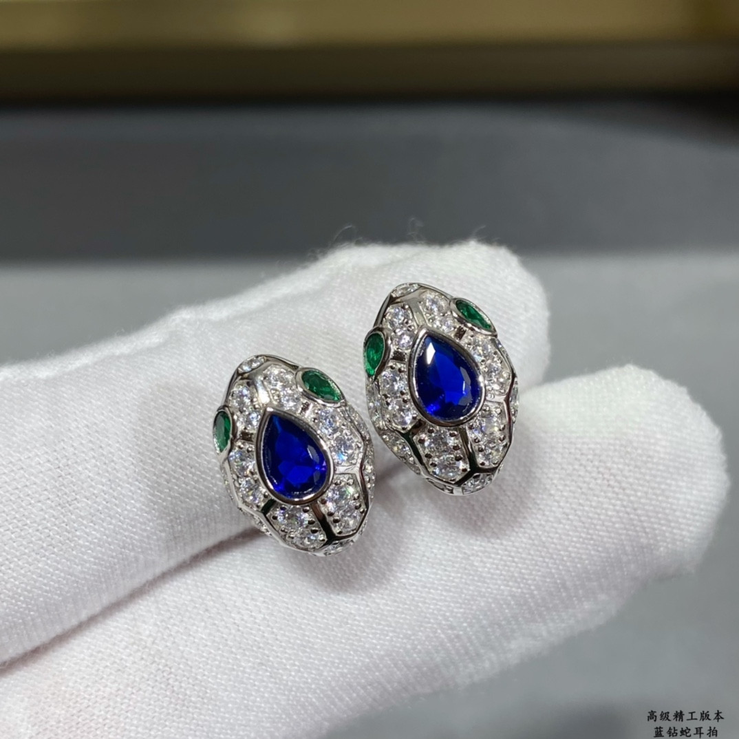 Bv1g*ai Sapphire Snake Earrings