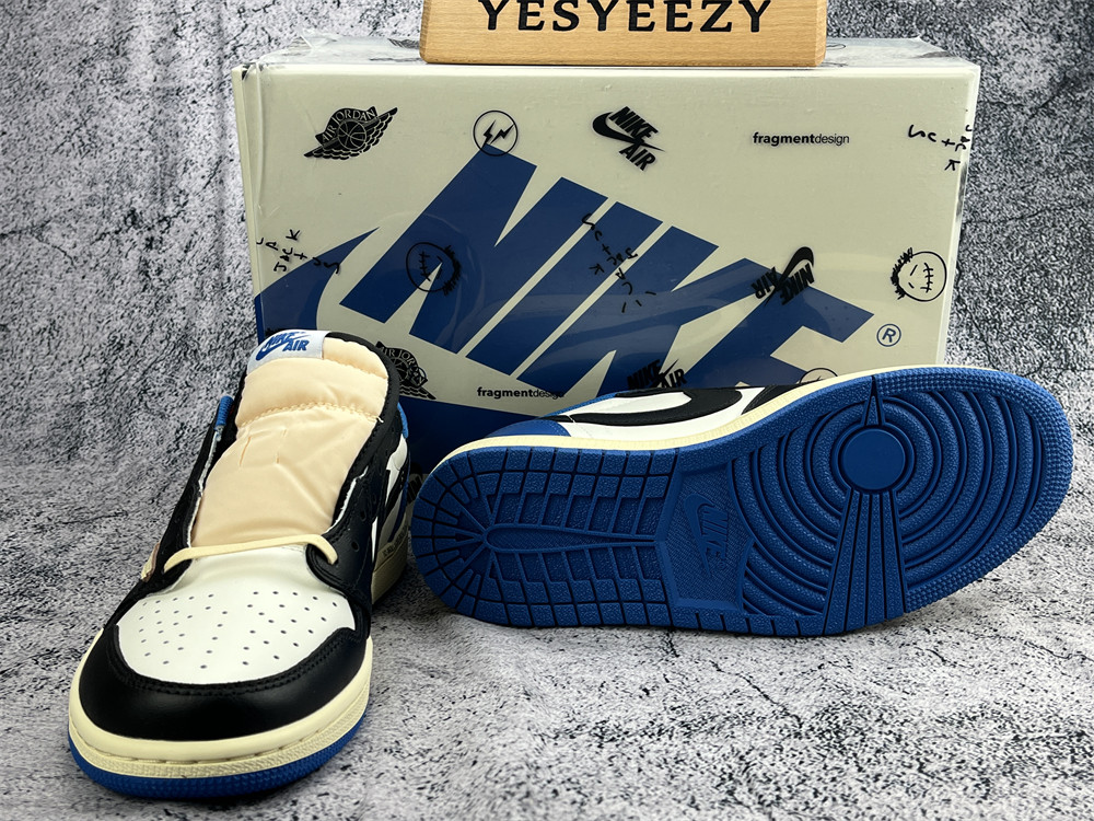 UA FRAGMENT DESIGN X TRAVIS SCOTT X AIR JORDAN 1 RETRO LOW