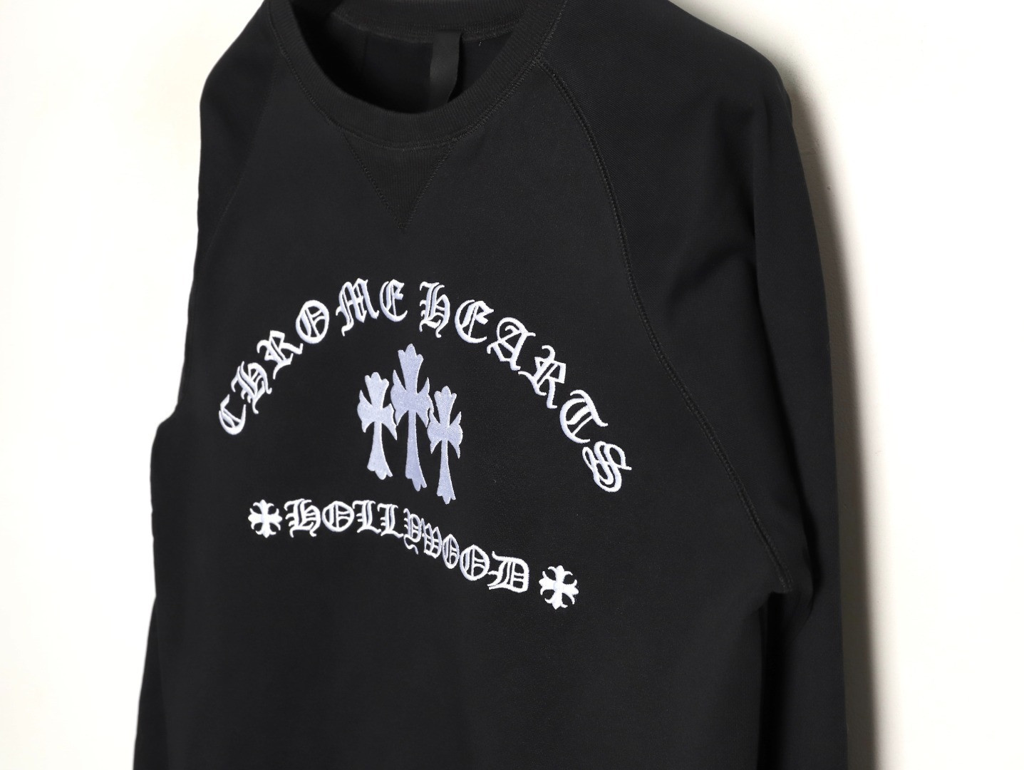 Ch*0me He**ts Hoodies